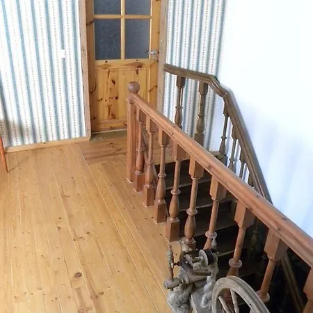 Oidremaa Manor Homestay Homestay szállás