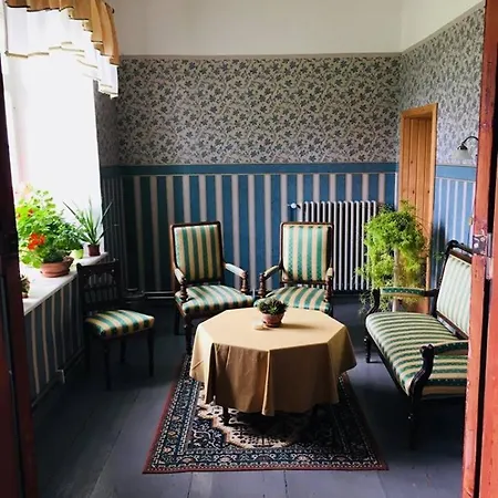 Homestay szállás Oidremaa Manor Homestay *