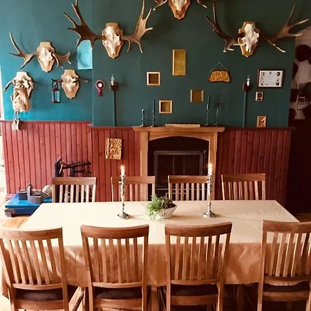 Oidremaa Manor Homestay Homestay szállás